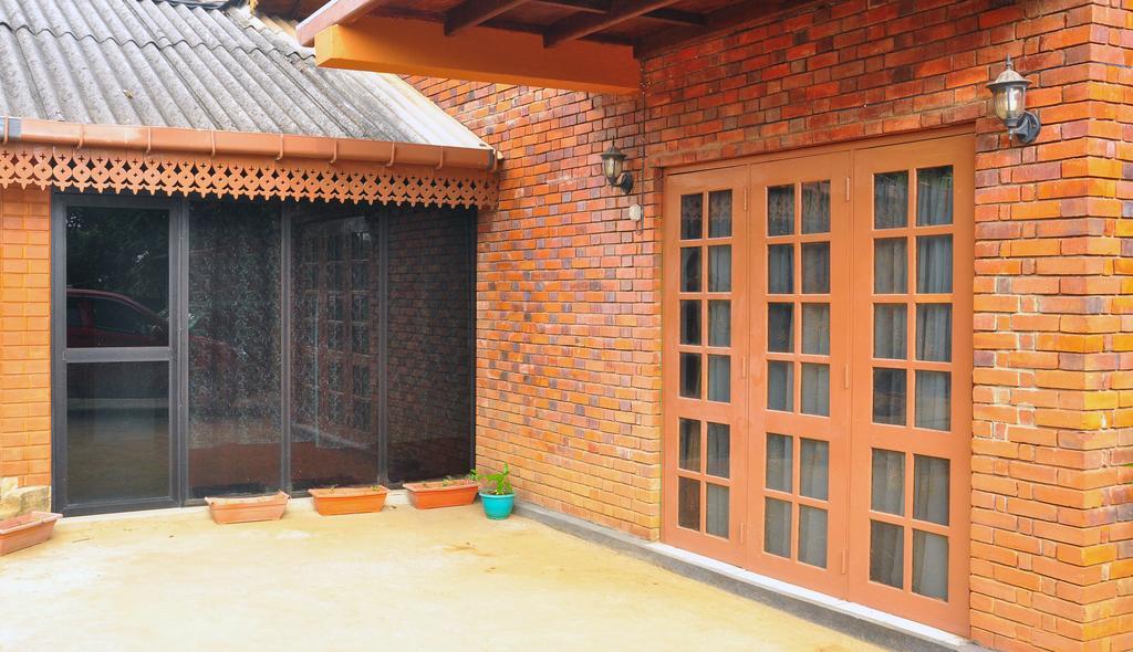 Primrose Inn Kandy Exterior foto