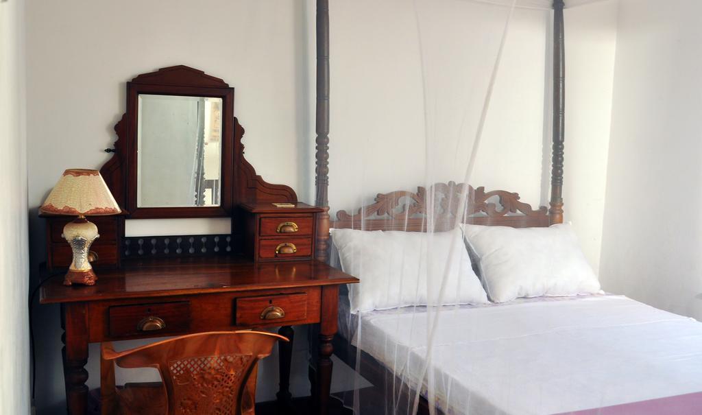 Primrose Inn Kandy Exterior foto