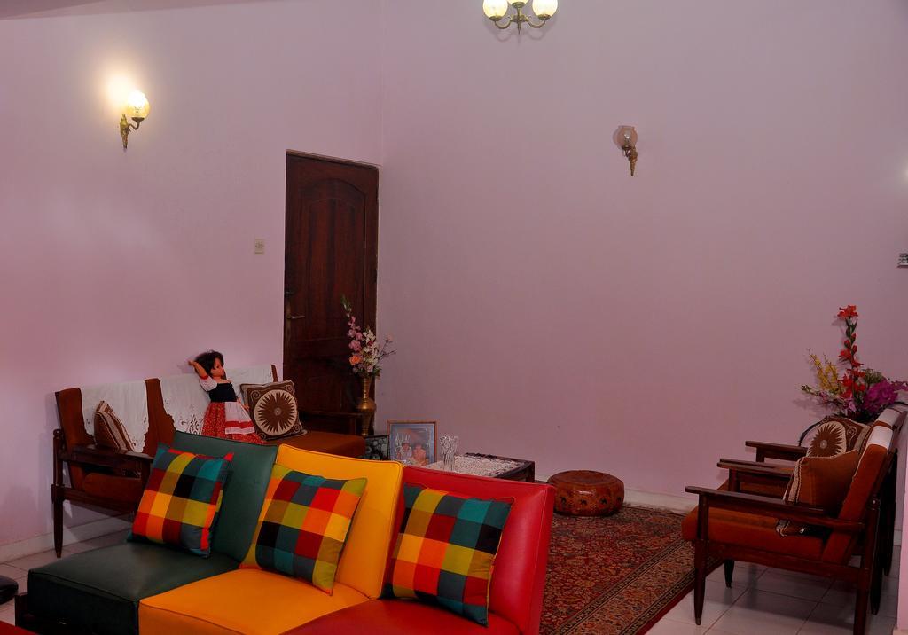 Primrose Inn Kandy Exterior foto